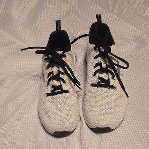 Sketchers Ultra Flex Sneakers size 9